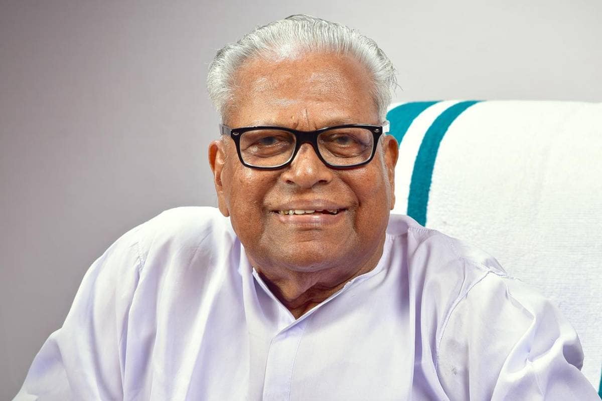 വി എസ് അച്യുതാനന്ദൻ 